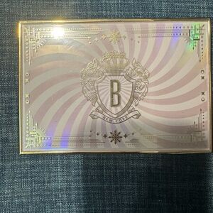 Bobbi Brown Sweet Decadence limited edition eyeshadow palette